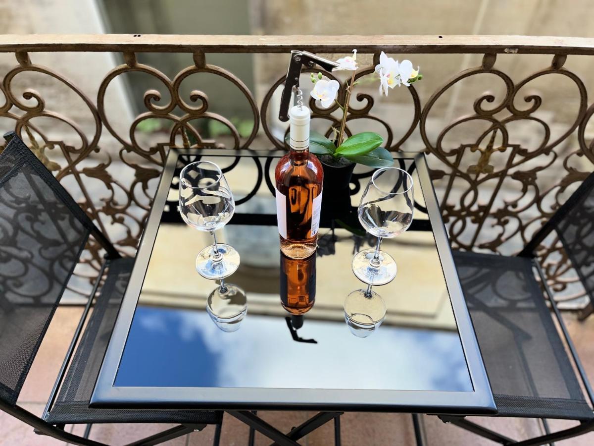 Wineexperience- Wine&Jacuzzi Suite เลชเช ภายนอก รูปภาพ