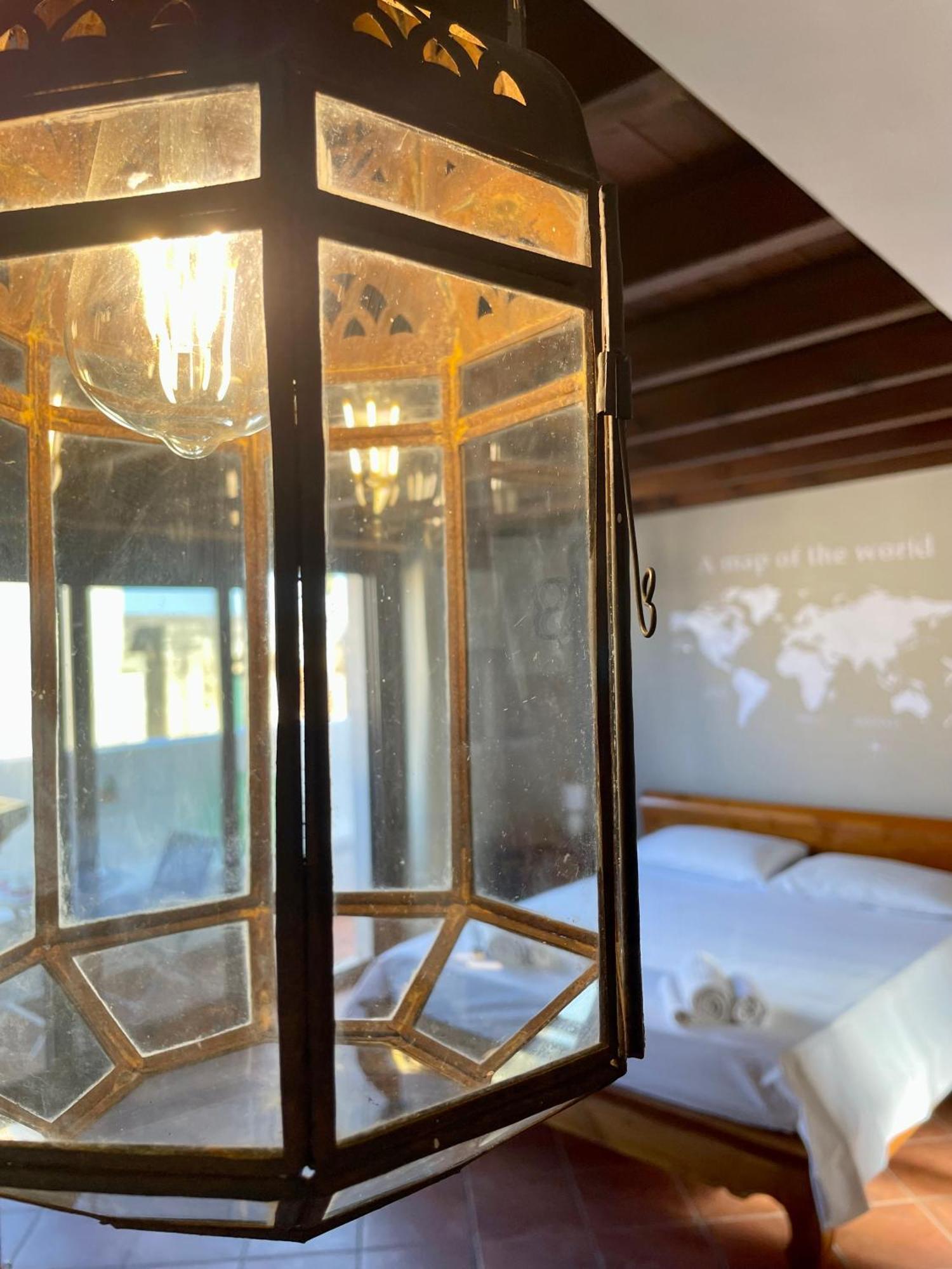 Wineexperience- Wine&Jacuzzi Suite เลชเช ภายนอก รูปภาพ